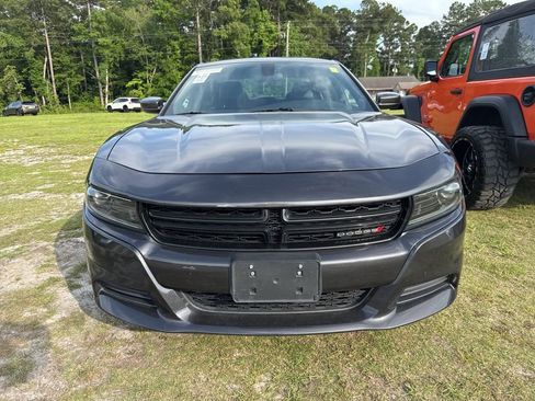 Used 2022 Dodge Charger SXT w/ Leather Interior Group RWD image 7