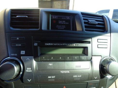 Used 2009 Toyota Highlander Limited w/ Extra Value Pkg 7 image 13