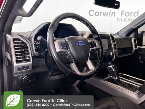 Used 2018 Ford F150 Platinum w/ Equipment Group 701A Luxury AWD/4WD image 3