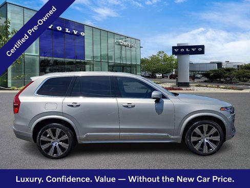 Certified 2023 Volvo XC90 B6 Ultimate w/ Protection Package Premier AWD/4WD image 8