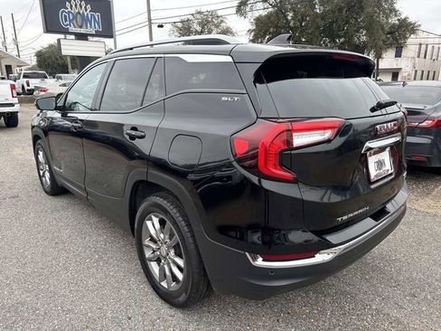 Used 2022 GMC Terrain SLT image 9