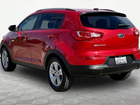 Used 2011 Kia Sportage LX w/ Convenience Pkg FWD image 4
