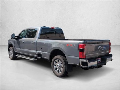 Used 2024 Ford F250 Lariat w/ Chrome Package AWD/4WD image 7