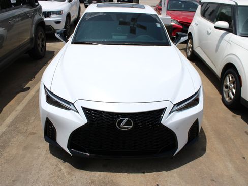 Used 2025 Lexus IS 350 F Sport RWD image 3
