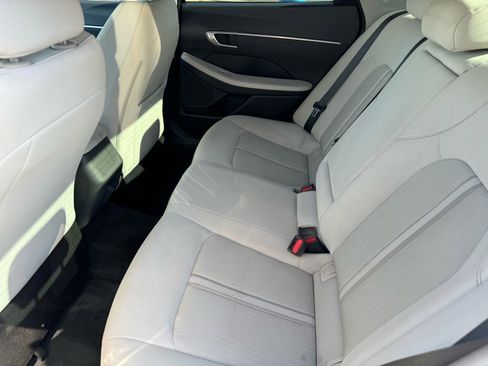 Used 2023 Hyundai Sonata SEL image 16
