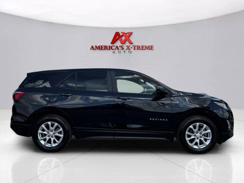 Used 2020 Chevrolet Equinox LS w/ LS Convenience Package image 6