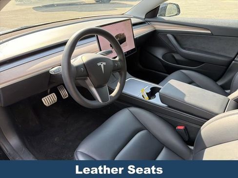 Used 2023 Tesla Model 3 Performance image 4