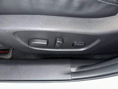 Used 2021 Nissan Rogue Sport SL w/ Premium Package image 6