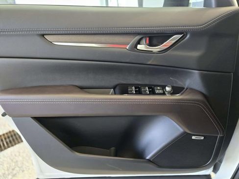 New 2025 MAZDA CX-5 Signature image 26