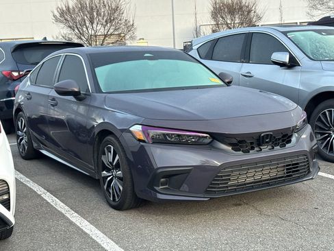 Used 2024 Honda Civic EX-L image 6