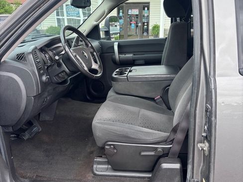 Used 2008 Chevrolet Silverado 3500 LT w/ Snow Plow Prep Package AWD/4WD image 10