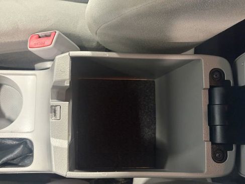 Used 2013 Toyota Corolla LE image 15