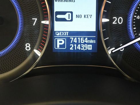 Used 2019 INFINITI QX80 Luxe w/ All-Season Package RWD image 10