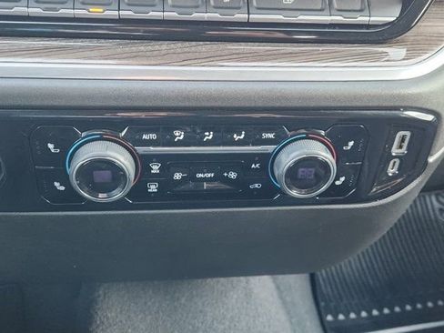 Used 2022 Chevrolet Silverado 1500 LT image 23