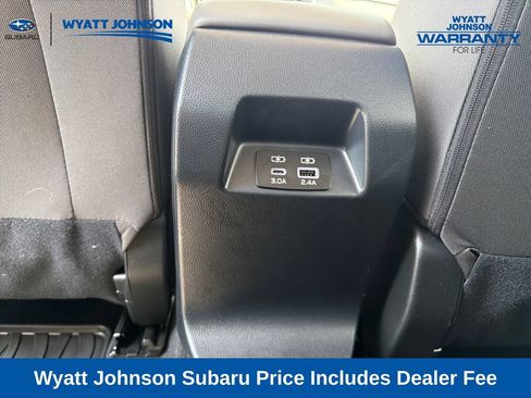 Used 2025 Subaru Crosstrek 2.5i Premium AWD/4WD image 32