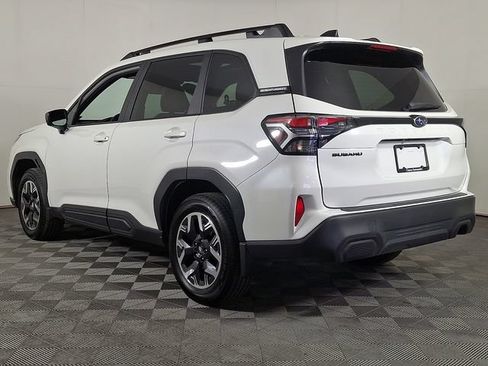 Used 2026 Subaru Forester Premium AWD/4WD image 7