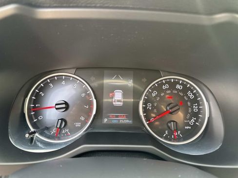 Used 2022 Toyota RAV4 XLE Premium AWD/4WD image 30