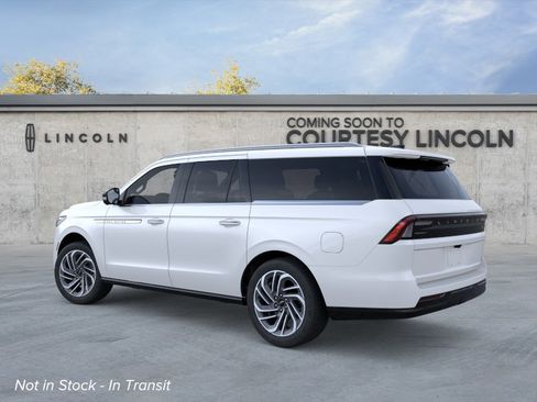 New 2026 Lincoln Navigator L Reserve AWD/4WD image 4