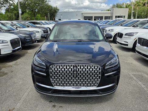 Used 2024 Lincoln Corsair FWD image 2