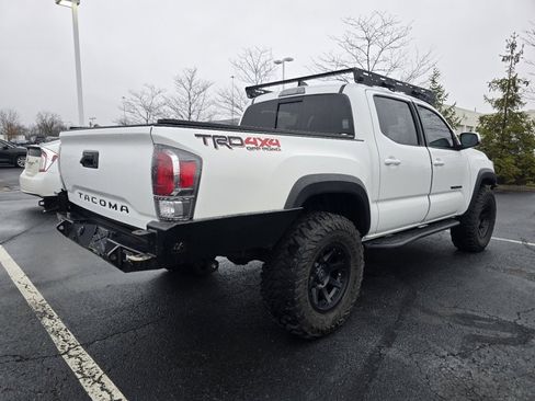 Used 2020 Toyota Tacoma TRD Off-Road image 7