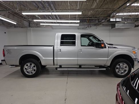 Used 2016 Ford F250 Lariat w/ Chrome Package AWD/4WD image 6