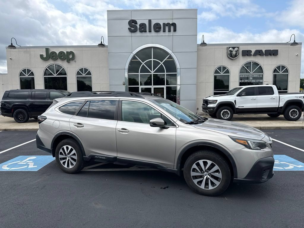 Used 2020 Subaru Outback Premium AWD/4WD image 1
