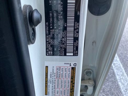 Used 2021 Toyota 4Runner SR5 Premium AWD/4WD image 4