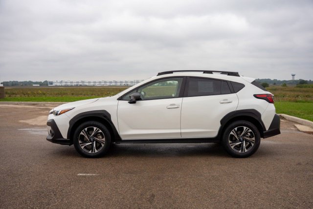 Used 2025 Subaru Crosstrek 2.5i Premium AWD/4WD image 4