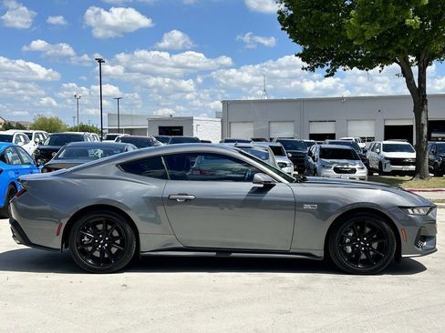 Used 2024 Ford Mustang GT Premium image 3
