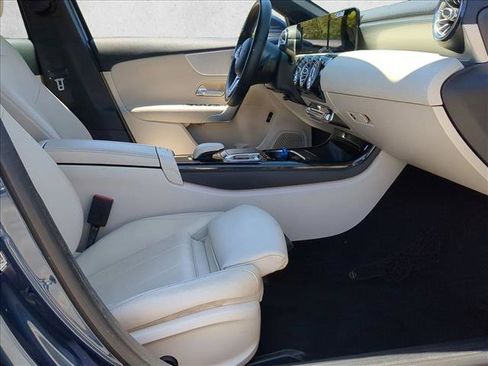 Used 2019 Mercedes-Benz A 220 image 29