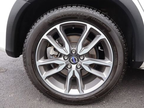 Used 2018 Volvo V60 T5 Cross Country w/ Convenience Package image 44