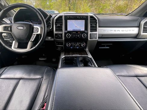 Used 2020 Ford F350 Lariat image 14