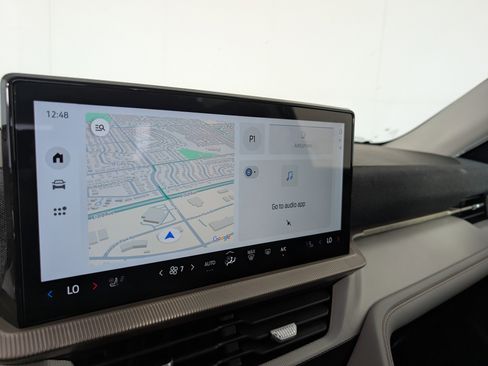 New 2025 Ford Explorer Active w/ Active Comfort Package image 17