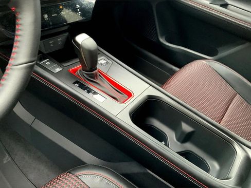 New 2025 Nissan Kicks SR image 9