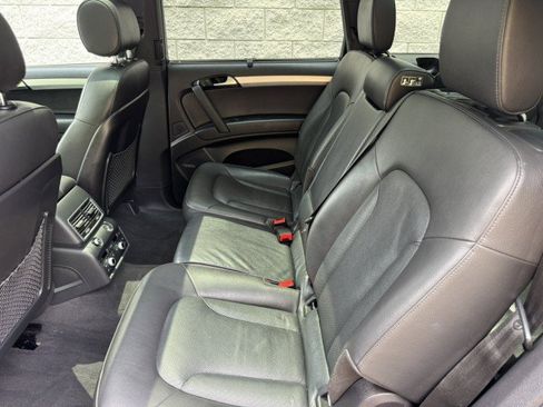 Used 2015 Audi Q7 3.0T S line Prestige w/ 21" S Line Plus Package AWD/4WD image 9