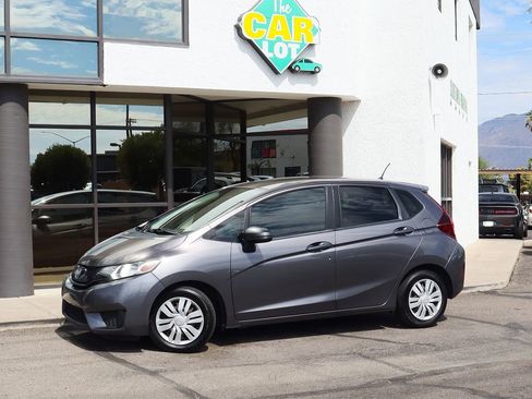 Used 2017 Honda Fit LX image 4