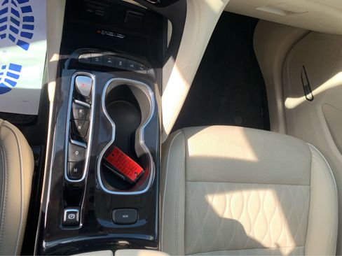 Used 2023 Buick Envision Avenir AWD/4WD image 20