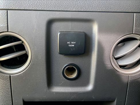 Used 2015 Ford F250 Lariat w/ Chrome Package image 33