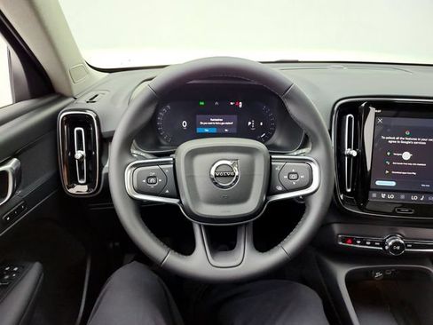 New 2026 Volvo XC40 B5 Plus w/ Climate Package AWD/4WD image 25