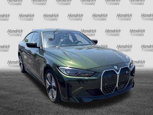 Used 2023 BMW i4 eDrive40 RWD image 5