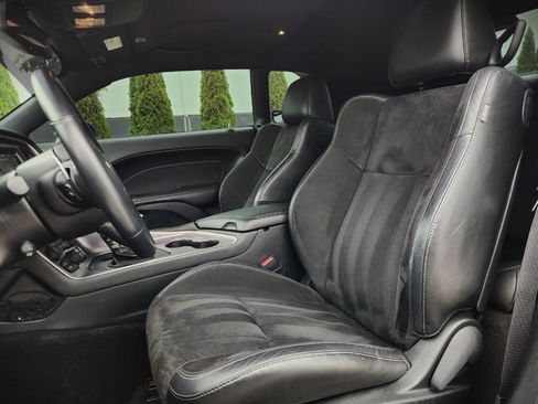 Used 2019 Dodge Challenger R/T Plus w/ Plus Package RWD image 12