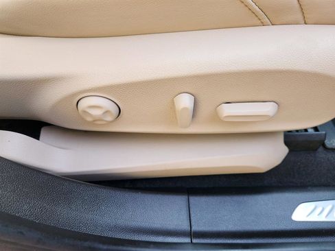 Used 2020 Buick Envision Essence image 13