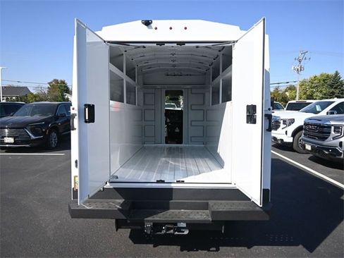 New 2025 GMC Savana 3500 w/ Power Convenience Package image 5