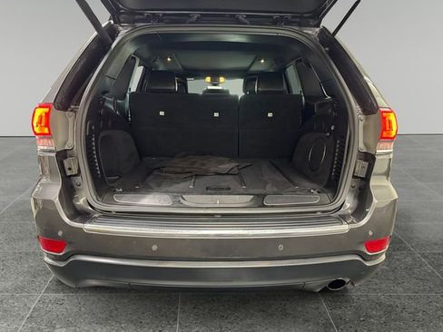 Used 2017 Jeep Grand Cherokee Limited w/ Luxury Group II image 13