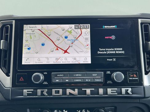 Used 2025 Nissan Frontier SL RWD image 20