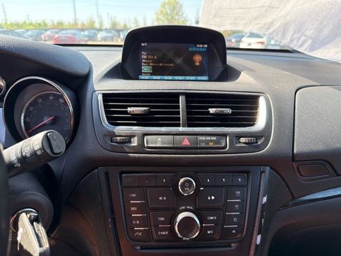 Used 2013 Buick Encore FWD image 12