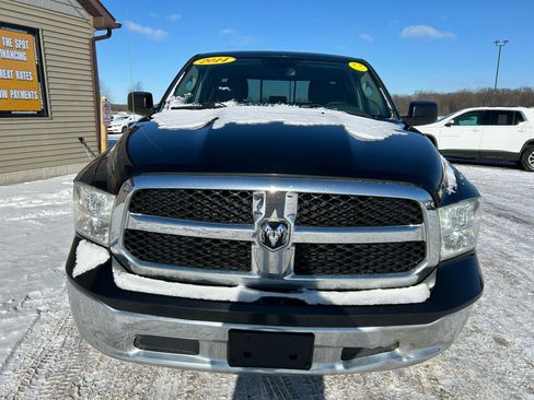 Used 2014 RAM 1500 Classic SLT image 2