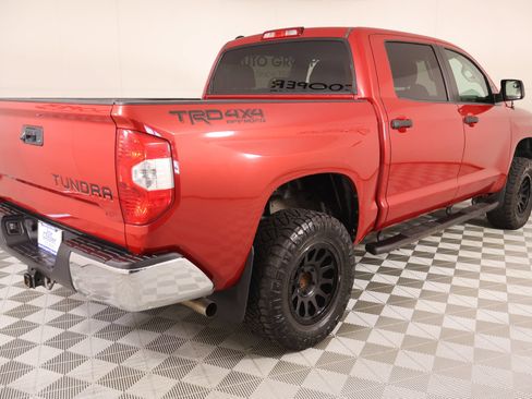 Used 2017 Toyota Tundra SR5 w/ SR5 Upgrade Package AWD/4WD image 21