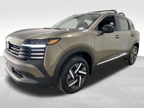 New 2026 Nissan Kicks SV w/ Cold Weather Package image 6