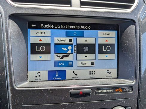 Used 2019 Ford Explorer XLT w/ Equipment Group 201A FWD image 27